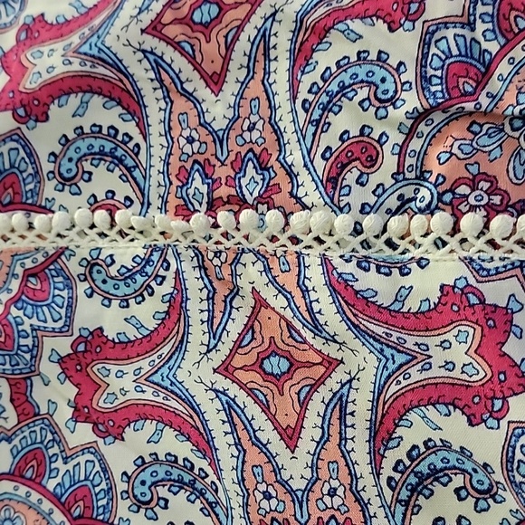 Red Camel top - Picture 5 of 5